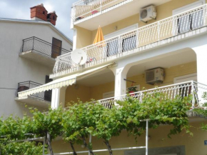 Apartments with a parking space Selce, Crikvenica - 14383